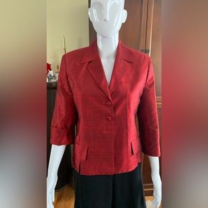 Gorgeous burgundy like dark red shiny 100% silk blazer 3/4 sleeves pocket caps 8